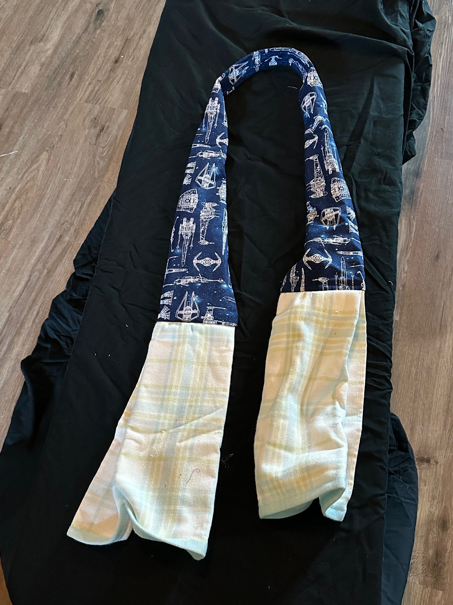 Spaceship white plaid kitchen boa scarf