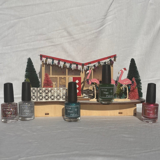 A Midcentury Holiday Full Collection