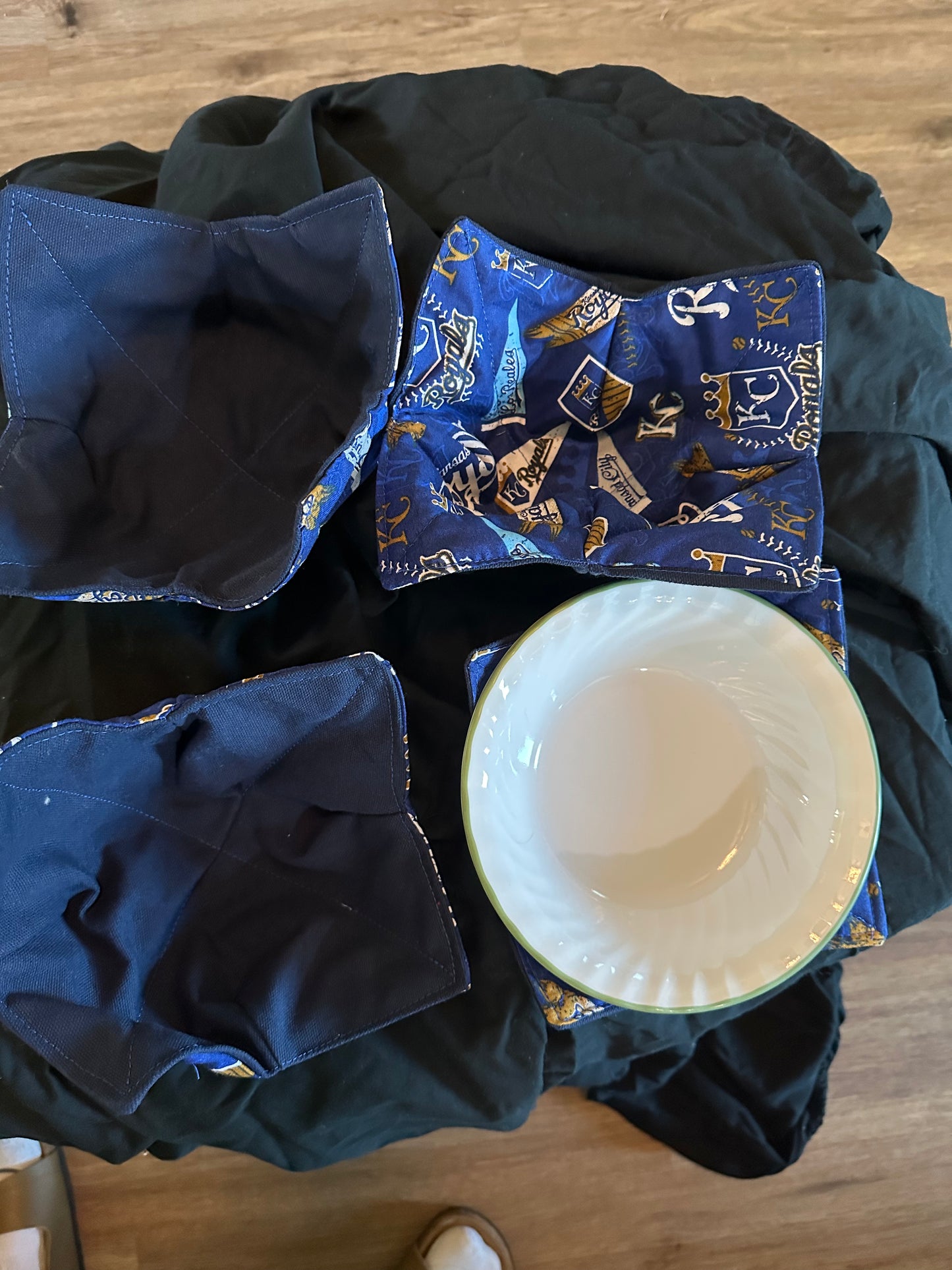 KC Royals bowl cozies